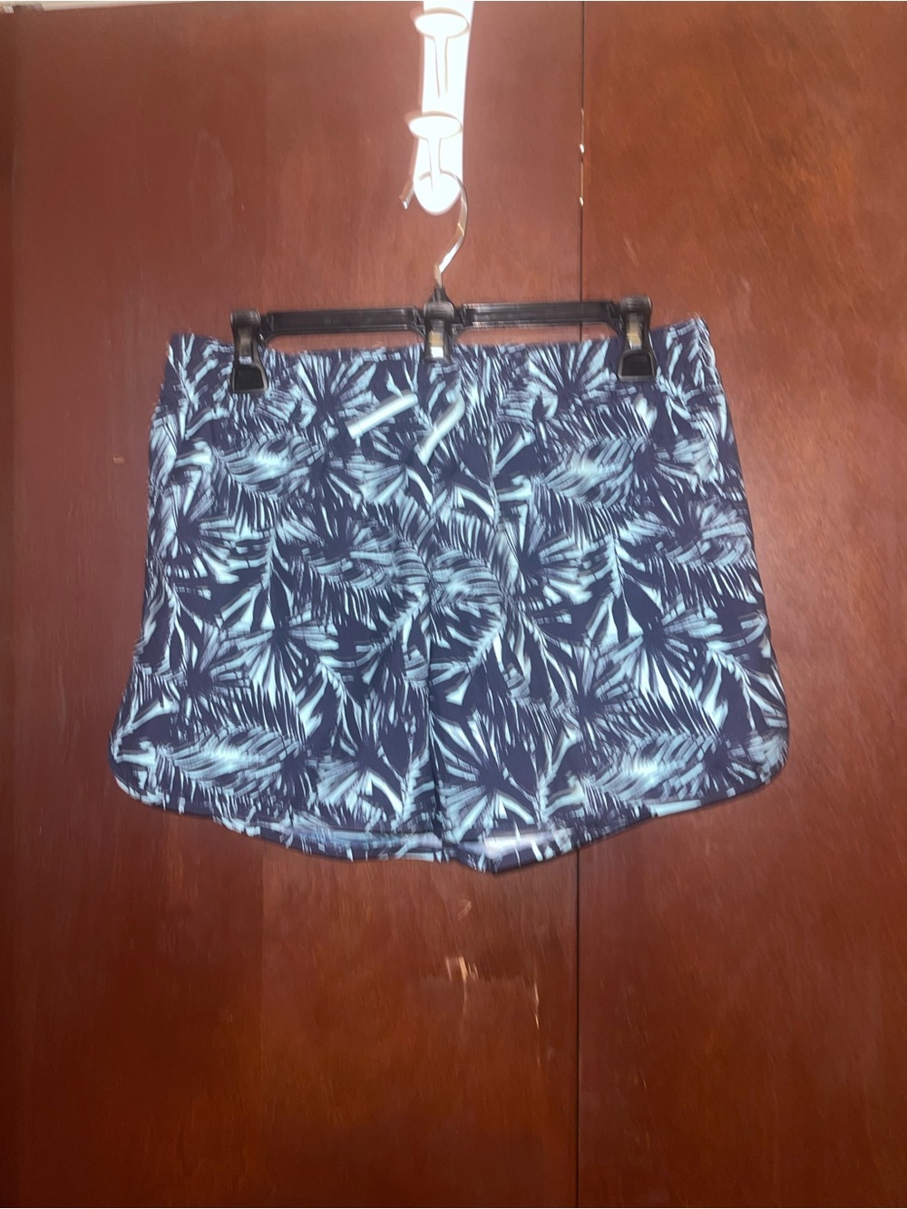 Columbia Navy and Light Blue Palm Leaf Active Shorts